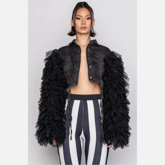 NWOT Azalea Wang Denim Highway To Hell Ruffle Arm Crop Denim Jacket - Picture 4 of 11